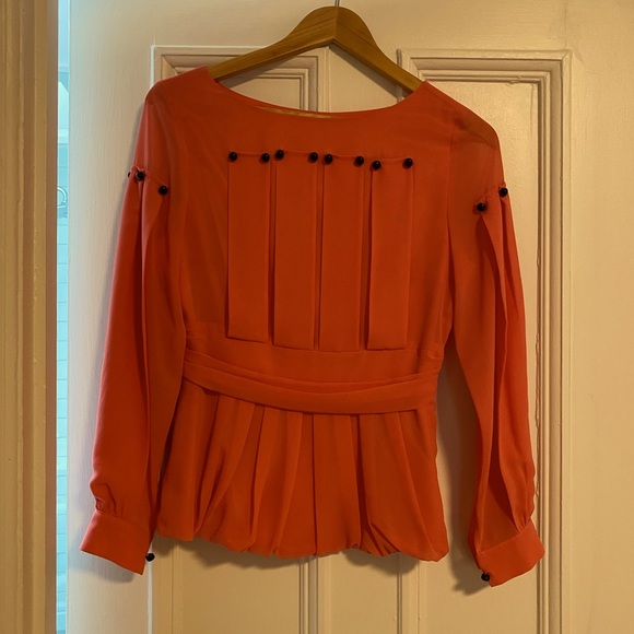 Gorgeous, original and elegant pink blouse for any occasion. Made by Nisse - Picture 2 of 2